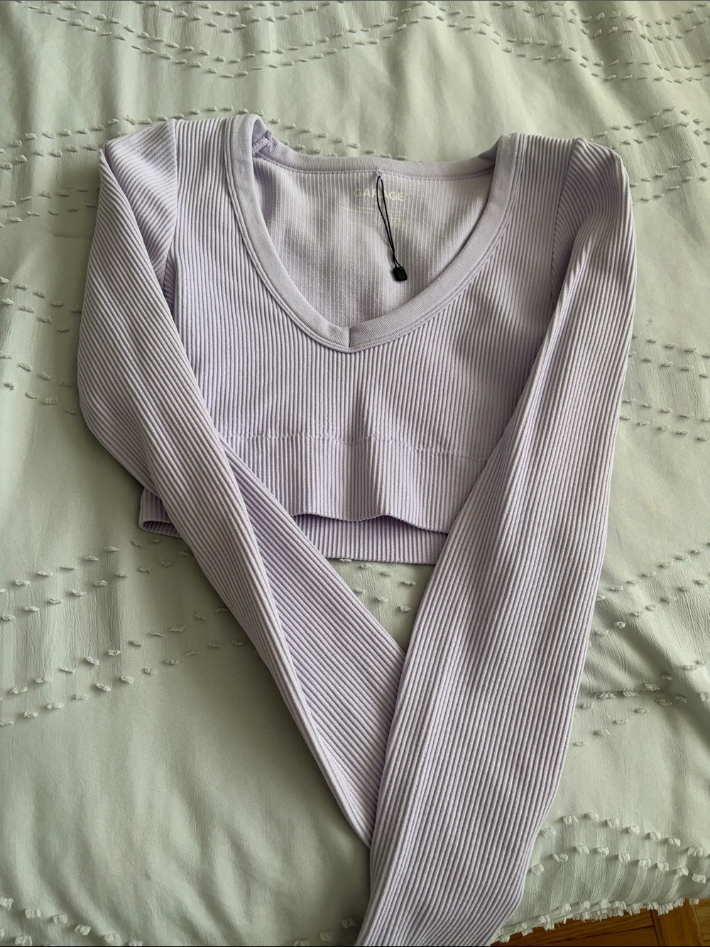 Garage Lavender Ribbed V‑Neck Cropped Long Sleeve Top